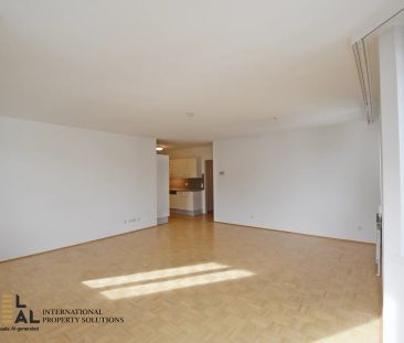 Sonnige 3 Zimmer Wohnung mit einem großzügigem Wohnbereich - Foto 1