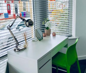 8 bedroom house to rent - Photo 4