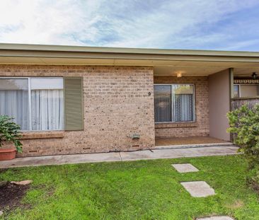 Spacious Homette with Courtyard - Photo 1