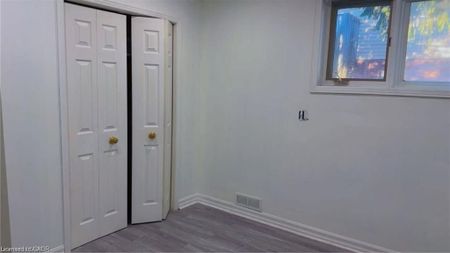 For Lease - 23 Westchester Drive, Kitchener, Ontario - Photo 4