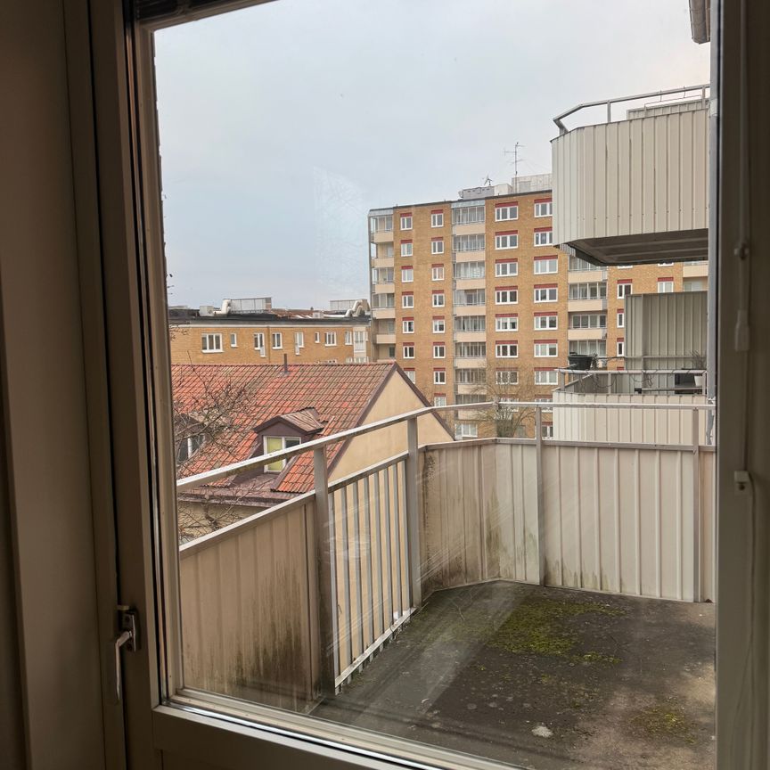 Västra Åsgatan 9 - Foto 1