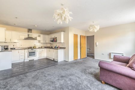 2 bedroom flat to rent - Photo 3