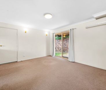 Location, Location, Location! Low Maintenance & Convenient Unit in ... - Photo 2