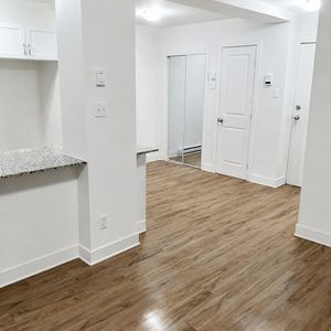 SUPERBE STUDIO 2½ À LOUER – CÔTE-DES-NEI - Photo 2