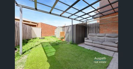 Stylish Townhouse fully furnished - Photo 5