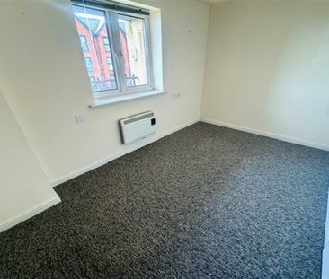 Priory Avenue, St Denys, SO17 - Photo 2