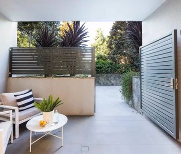 Stylish 1 Bedroom Apartment in the Heart of Kensington - Photo 6
