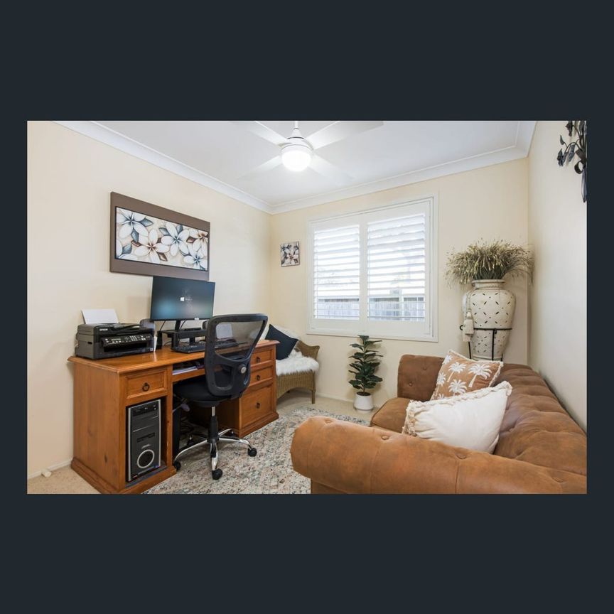 21 Hillcrest Ave, Bateau Bay, NSW 2261 - Photo 1