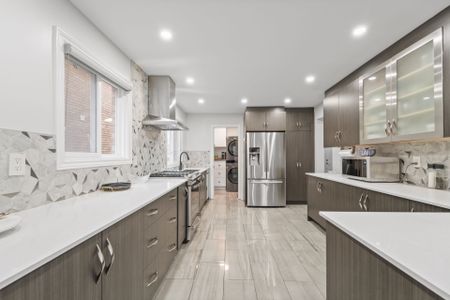 For Lease - 2988 Gulfstream Way, Mississauga, Ontario - Photo 2