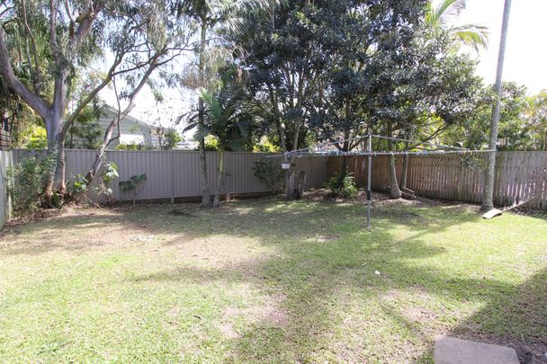 15 IAN STREET, 4158, Thorneside Qld - Photo 1