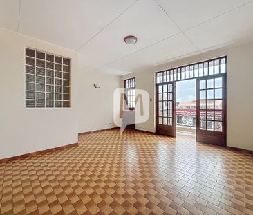 Location Appartement 3 pièces CAYENNE 97300 - Photo 2