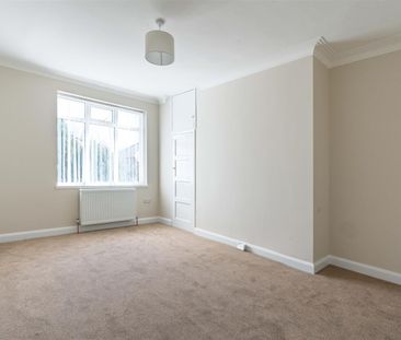 2 bed flat to rent in Corchester Walk, Newcastle Upon Tyne, NE7 - Photo 3