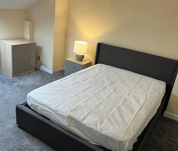 Room in a Shared House, Great Cheetham Street West, M7 - Photo 6