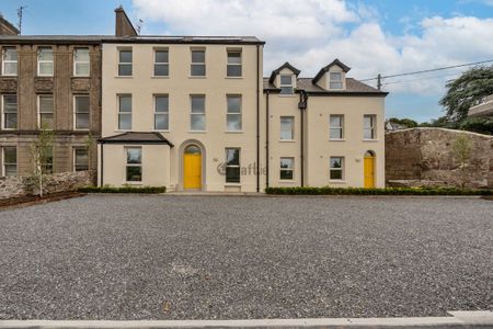 Apartment to rent in Cork, Tivoli - Photo 5