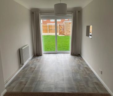 **NO DEPOSIT OPTION AVAILABLE** A stunning three bedroom family hom... - Photo 4