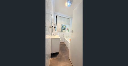 Well-Presented 3 Bedroom Brick Veneer Home - Photo 5