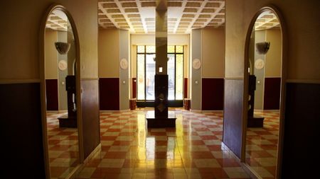 Location Appartement 2 pièces 50m² ANTIBES 06600 - Photo 4