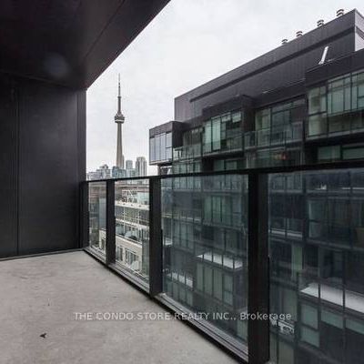 Fashion district high ceilings rooftop pool! - Photo 1