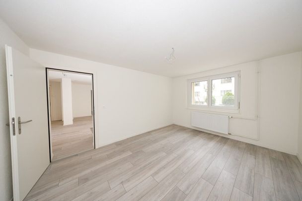 Your dream home is waiting for you: Large new construction complex for the first time rental - Photo 1