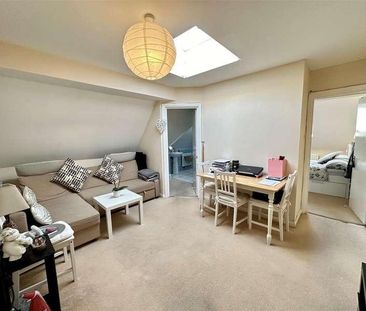 Hersham Road, Walton On Thames, KT12 - Photo 6