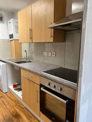 Lady Margret Road, Southall, UB1 - Photo 1