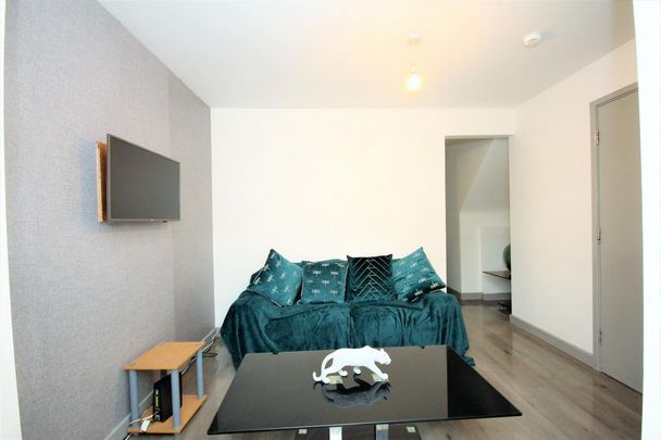 1 bedroom flat to rent - Photo 1