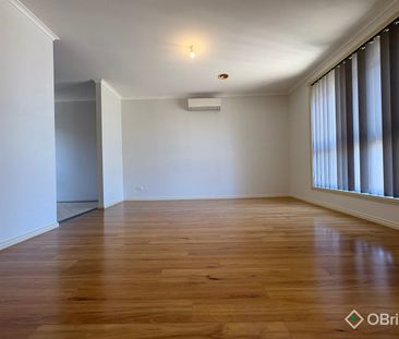 Freshly Painted & Ready to Move In - Photo 2