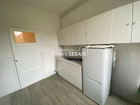 Location Appartement 3 pièces 67m² - Photo 4