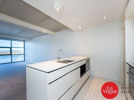 8/31 Eastlake Parade, Kingston ACT 2604 - Apartment For Rent | Domain - Photo 4