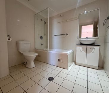 PRIVATE COURTYARD LIVING WITH VIEWS IN THE HEART OF HURSTVILLE - Photo 4