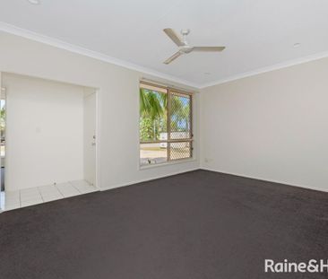 3 Bedroom House in Kirwan available now!! - Photo 2