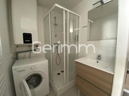 Location Appartement 2 pièces Meublé 31m² ST MARTIN D HERES 38400 - Photo 4