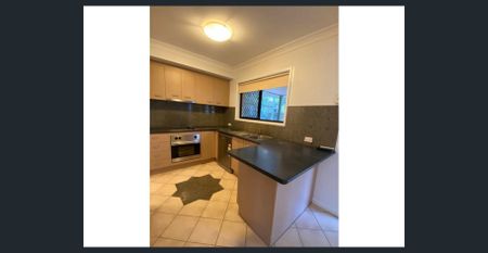 Spacious & Private! Convenient Location! - Photo 5