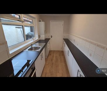 2 bedroom terraced house to rent - Photo 5