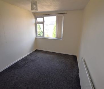 3 bedroom house - terraced to rent - Photo 2