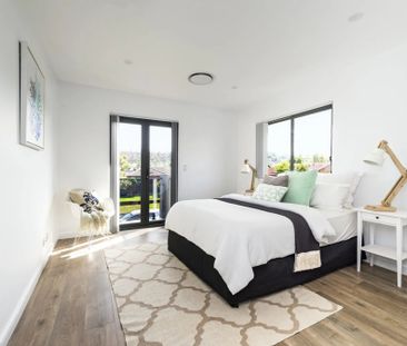 Modern Air-Conditioned Four-Bedroom Free-Standing House with Two En... - Photo 4