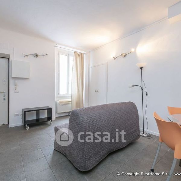Bilocale in Affitto in Via Vigevano 5 a Milano - Foto 1