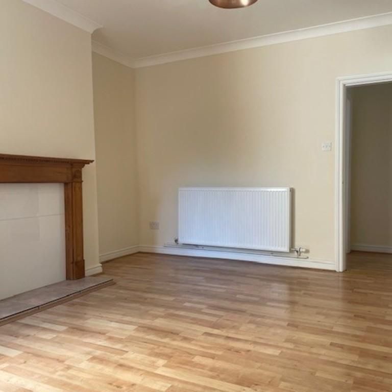 1 bedroom ground floor flat to rent - Photo 1