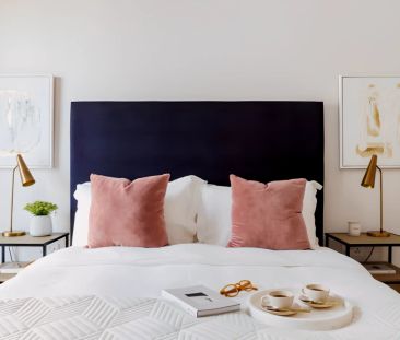 One Bedroom - Photo 3