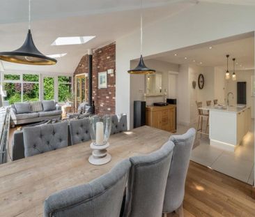 5 Bedroom Detached To Let - Photo 1