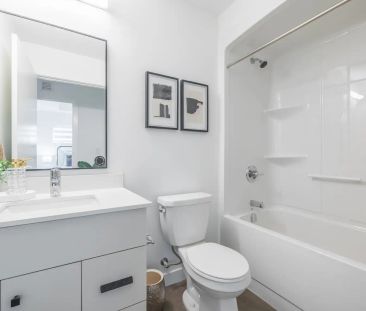 The Bridgwater - 250 Centre Street — Suite C - Photo 4