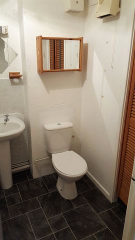 Dawes Close, Stoke, Coventry, West Midlands, CV2 - Photo 5