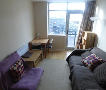 1 bedroom flat to rent - Photo 5