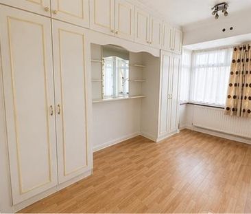 84 Somerset Road - Photo 1