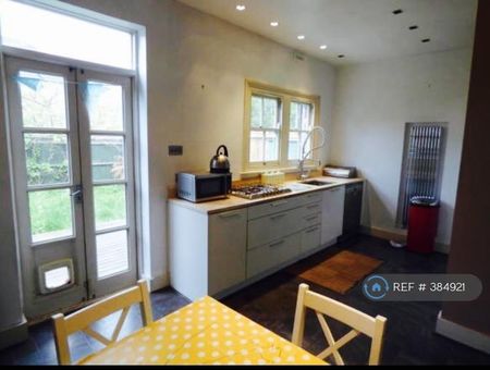 3 bedroom terraced house to rent - Photo 3