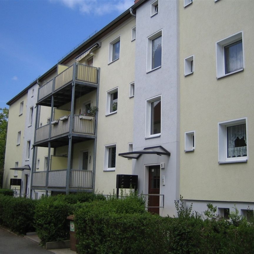 Alles wird neu - Hübsche kleine 2-Raumwohnung im Grünen - Foto 1