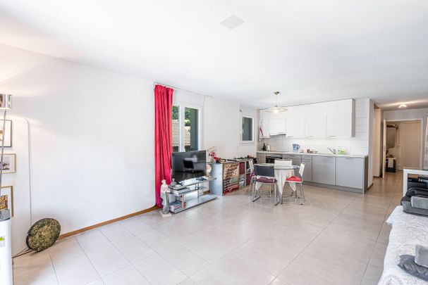 Superbe 2,5 pièces lumineux avec balcon privatif - Photo 1