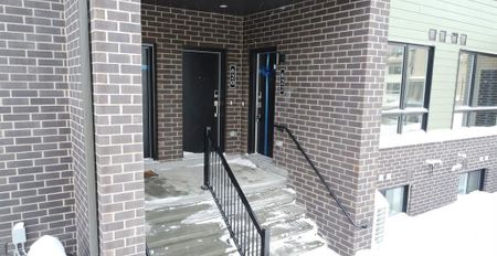 For Lease - 622 MISHI Private, Manor Park - Cardinal Glen and Area, Ontario - Photo 4