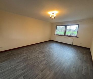 3 bedroom detached house to rent - Photo 3