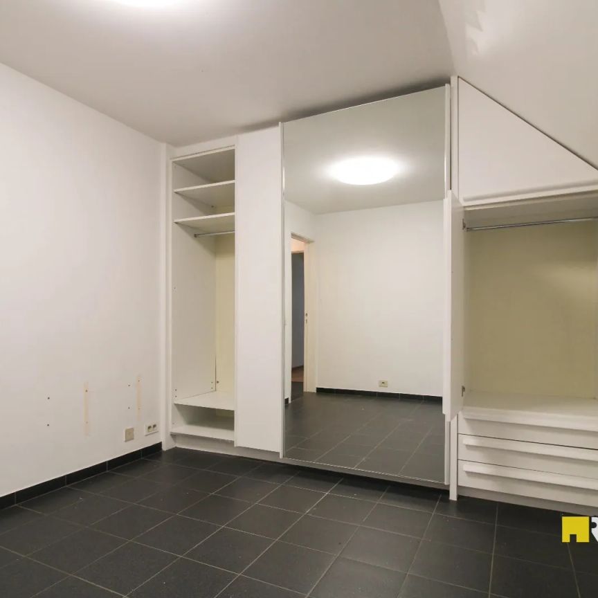 Bij het centrum gelegen 1-slaapkamer appartement met zicht op de verkeersvrije Melkmarkt - Photo 1